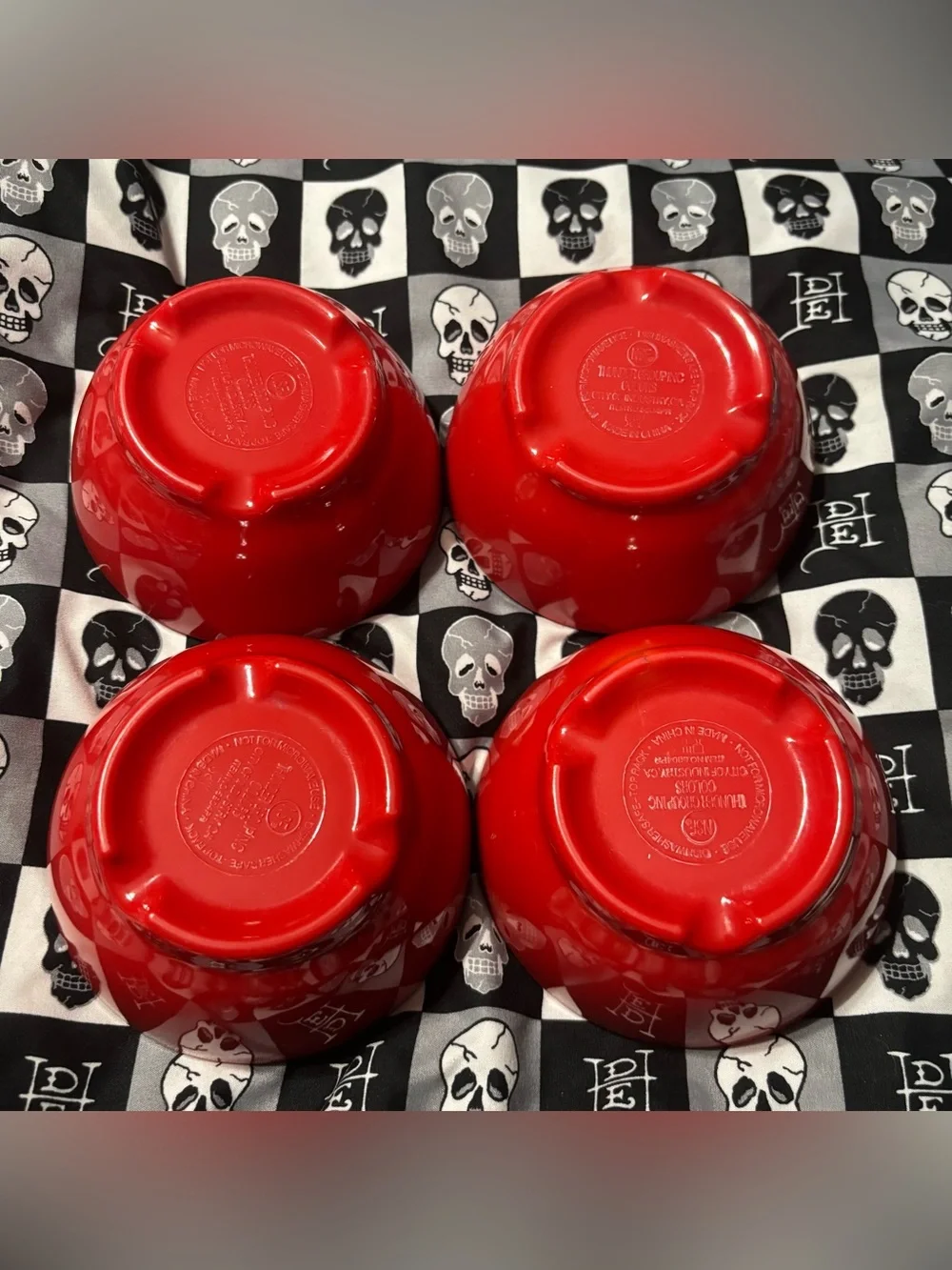 Y2K Thunder Group Inc Colors Set of 4 Red Plastic Sides Soup Bowl